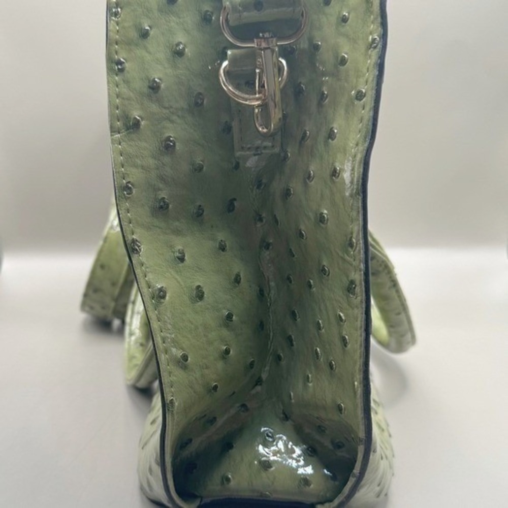 Sondra Roberts Satchel Large Green Ostrich Embossed Patent FauxLeather Gold Trim - Picture 11 of 13